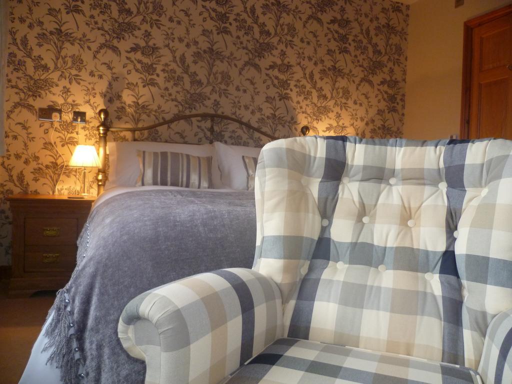 Bed and Breakfast Moor View Інглтон Номер фото